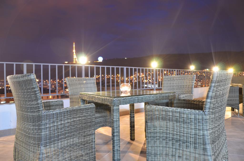 Hotel Orion Budget Tbilisi Ngoại thất bức ảnh