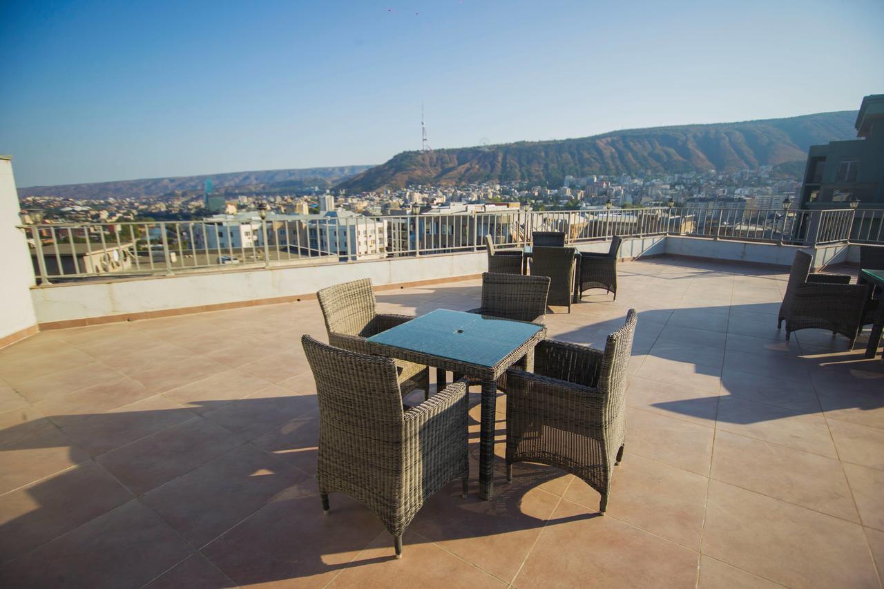 Hotel Orion Budget Tbilisi Ngoại thất bức ảnh