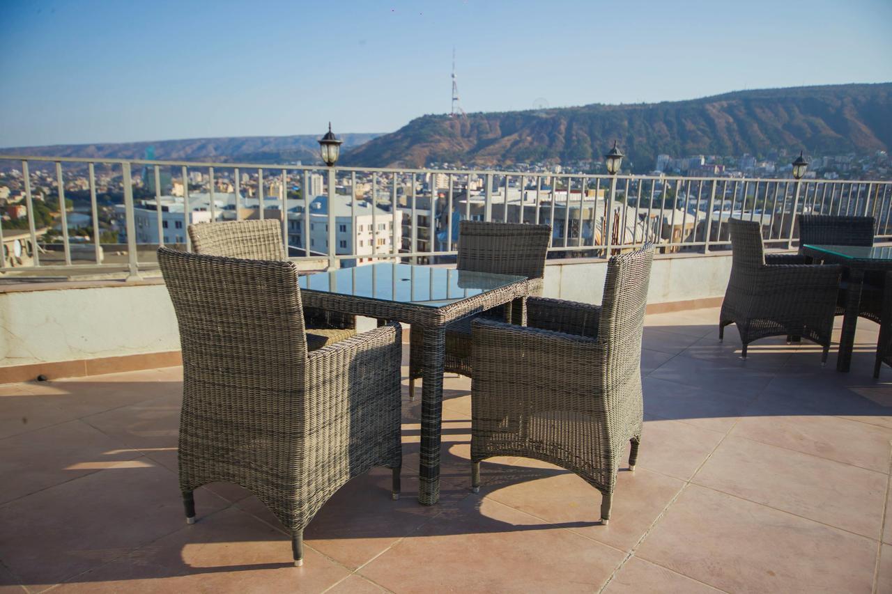 Hotel Orion Budget Tbilisi Ngoại thất bức ảnh