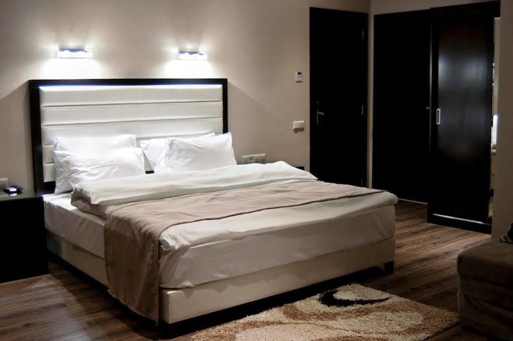 Hotel Orion Budget Tbilisi Ngoại thất bức ảnh
